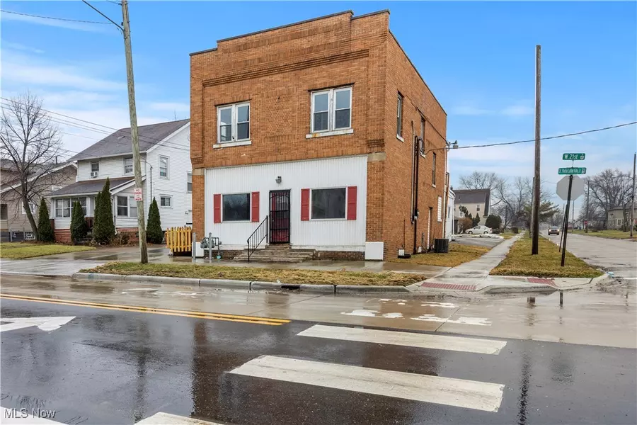 1063 W 21st ST #Upper, Lorain, OH 44052