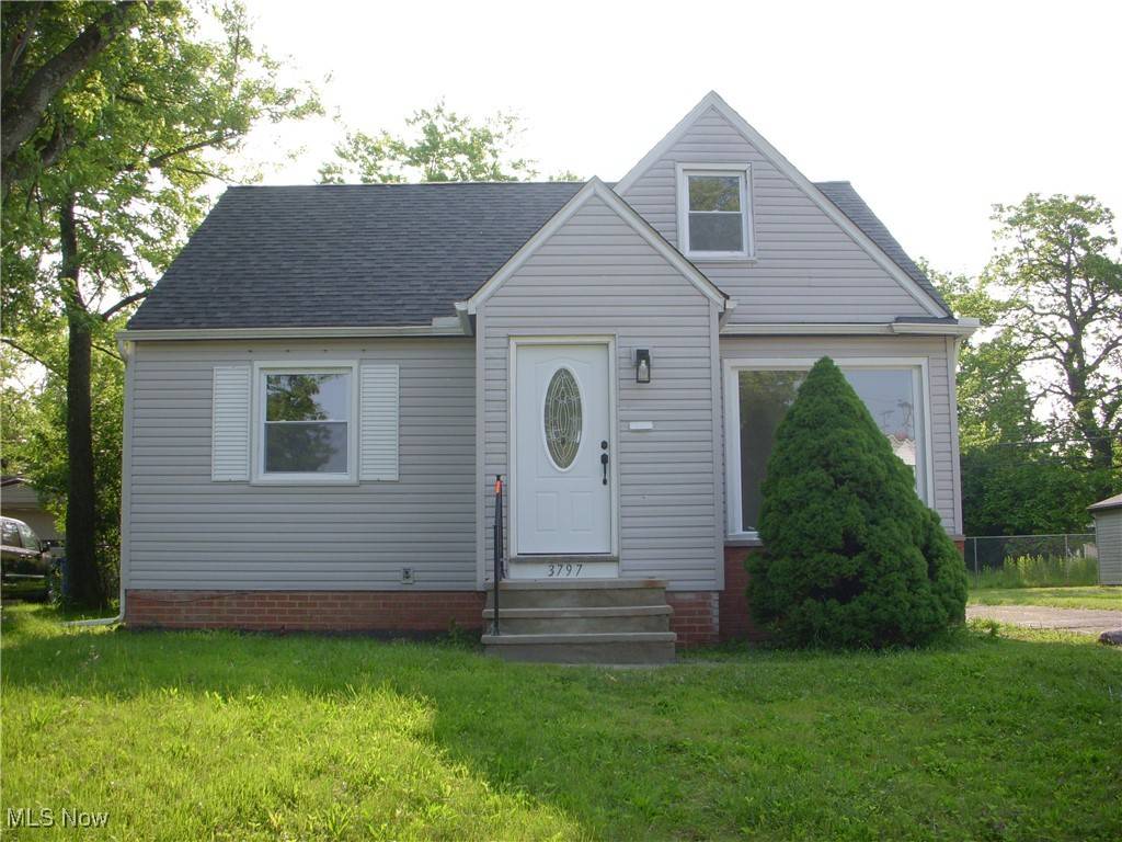 3797 Jo Ann DR,  Cleveland,  OH 44122