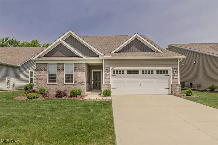 3099 Aspen LN, Twinsburg, OH 44087