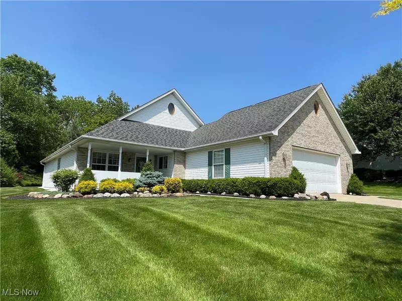 2847 Aaron DR, Medina, OH 44256