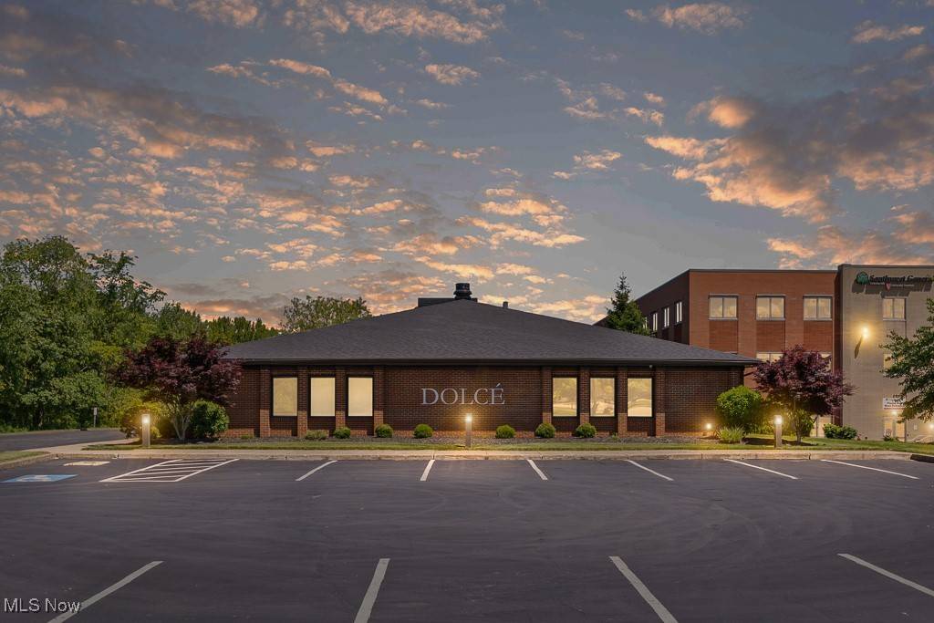 Middleburg Heights, OH 44130,18820 Bagley RD