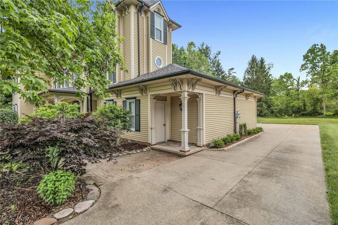 Medina, OH 44256,4371 Pine Lake DR