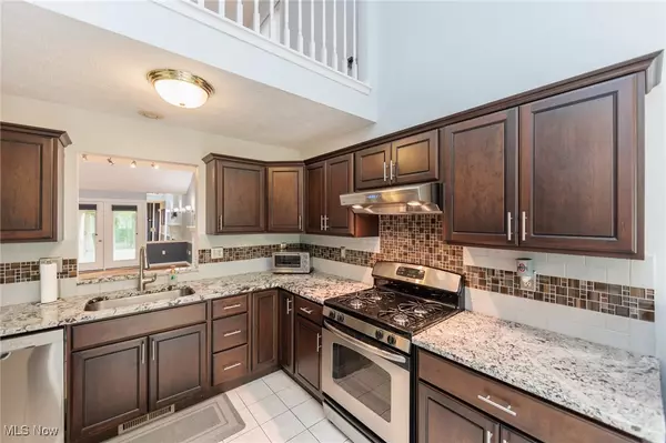 Strongsville, OH 44136,14746 Windsor Castle LN