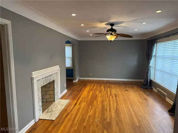 University Heights, OH 44118,4345 Baintree RD