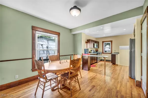 Bedford, OH 44146,679-681 Washington ST