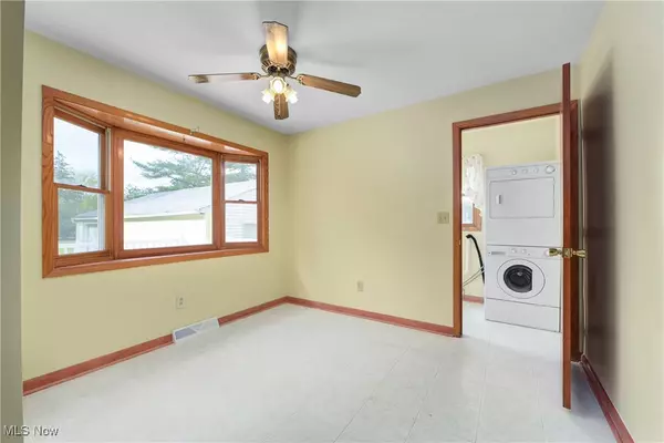 North Royalton, OH 44133,10031 Akins RD