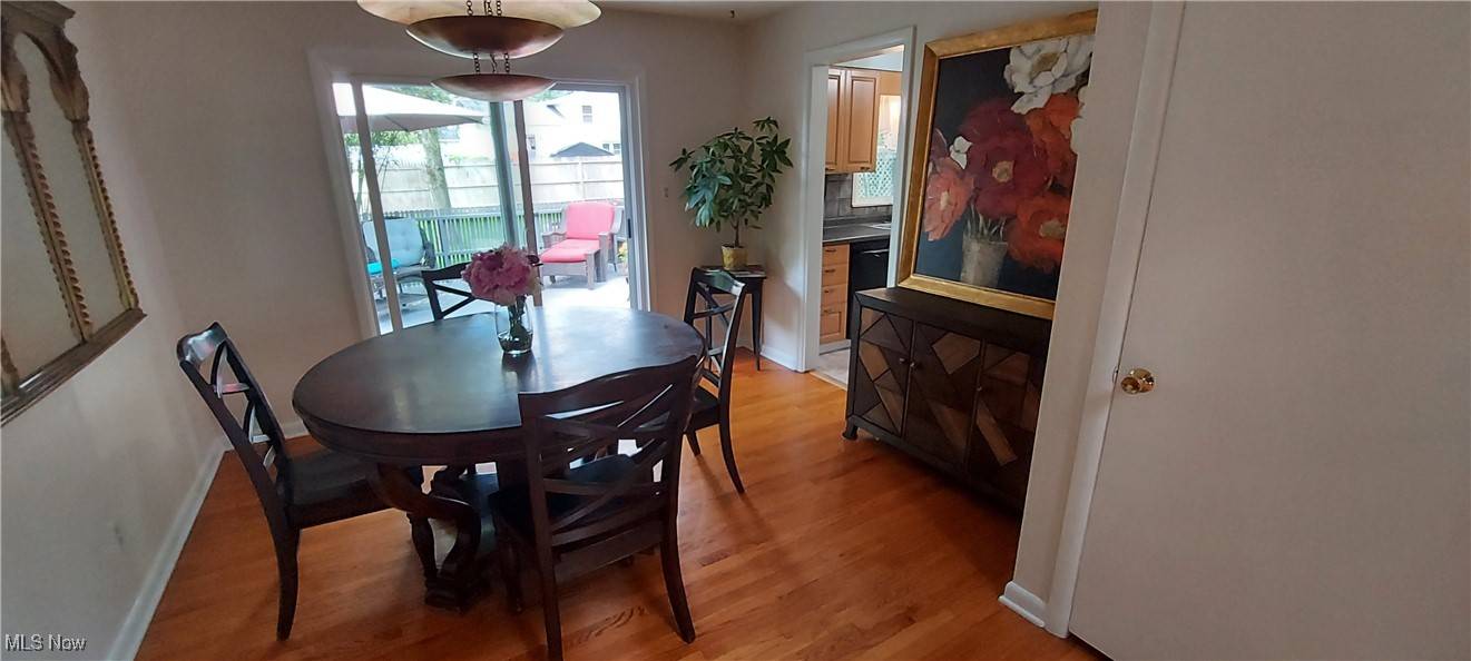 Akron, OH 44313,1139 Courtleigh DR