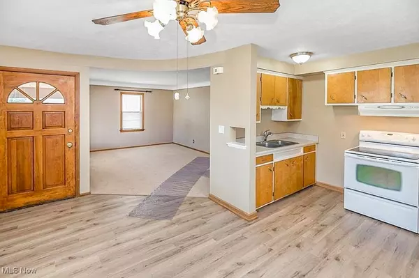 Maple Heights, OH 44137,14214 Reddington AVE