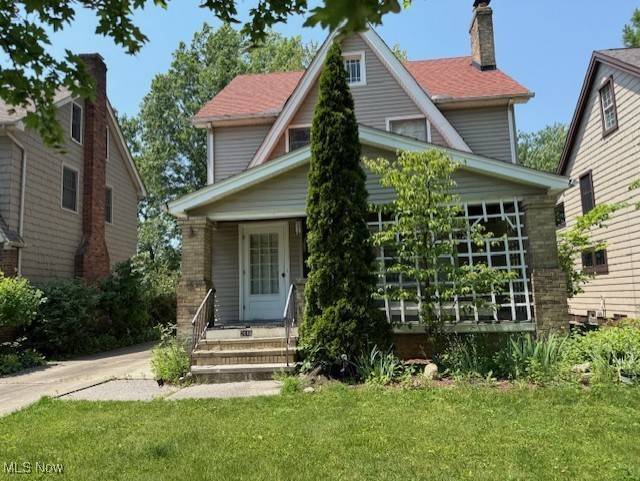 2016 Rossmoor RD, Cleveland Heights, OH 44118