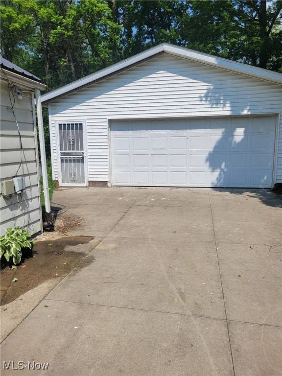 Ravenna, OH 44266,6579 Henderson ST