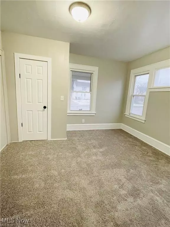 Canton, OH 44708,2511 4th ST NW