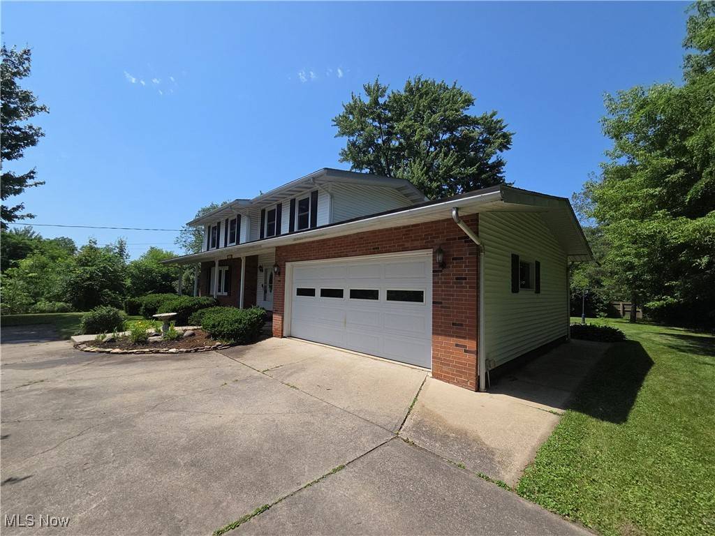 Geneva, OH 44041,1025 S Ridge RD