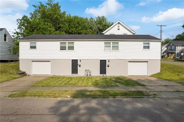 1636 Superior AVE NE, Canton, OH 44705