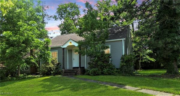 7685 Saratoga RD, Middleburg Heights, OH 44130