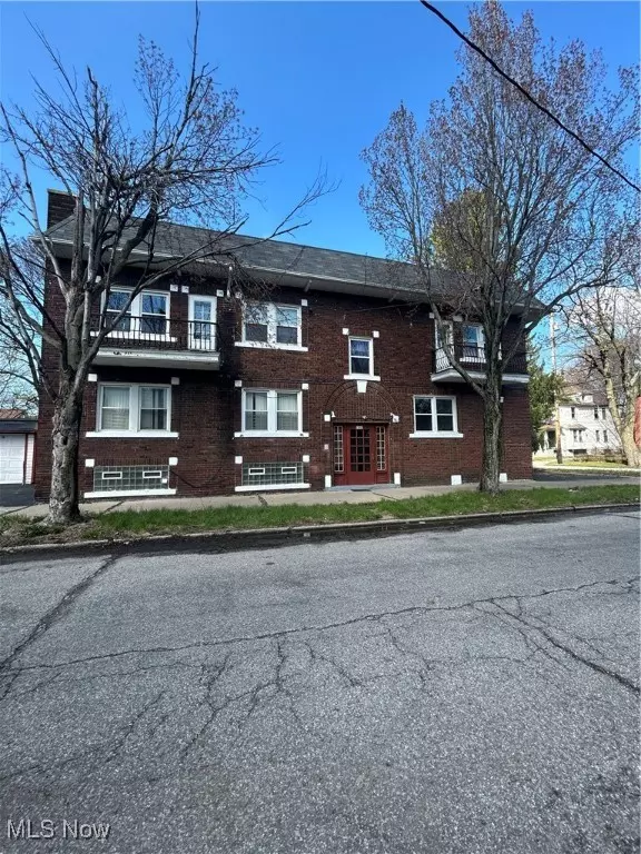 Cleveland, OH 44104,11013 Harvey AVE