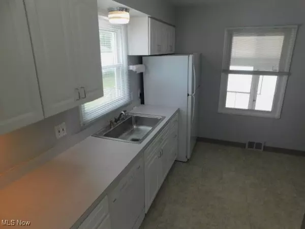 Cleveland, OH 44135,4139 W 144th ST