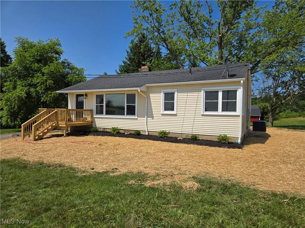 9364 Bascom RD, Chardon, OH 44024