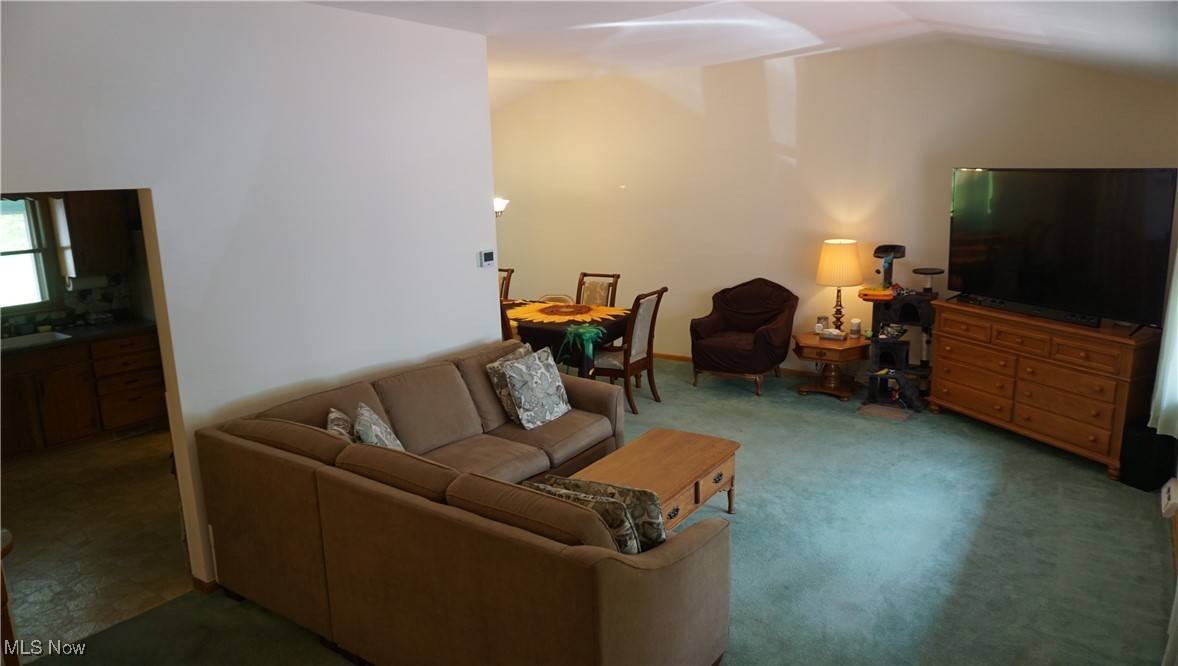 Parma, OH 44134,2100 W Pleasant Valley RD