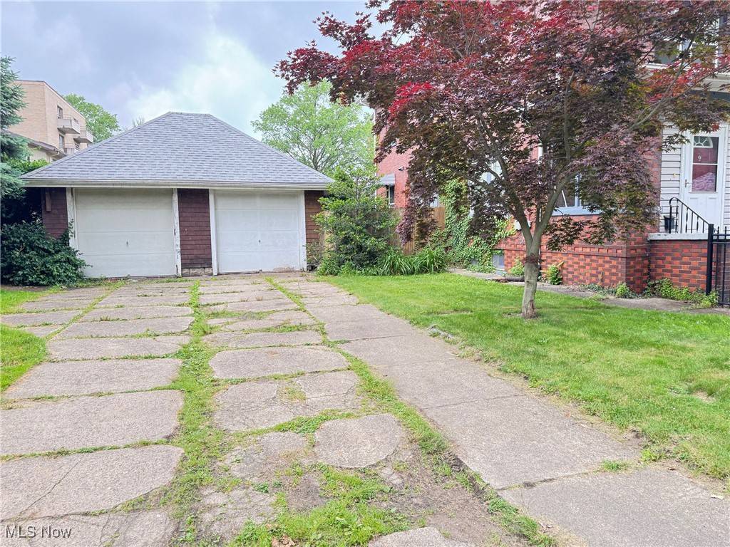 Akron, OH 44303,84 Conger AVE