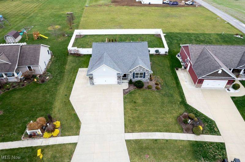 Smithville, OH 44677,123 moss CRK