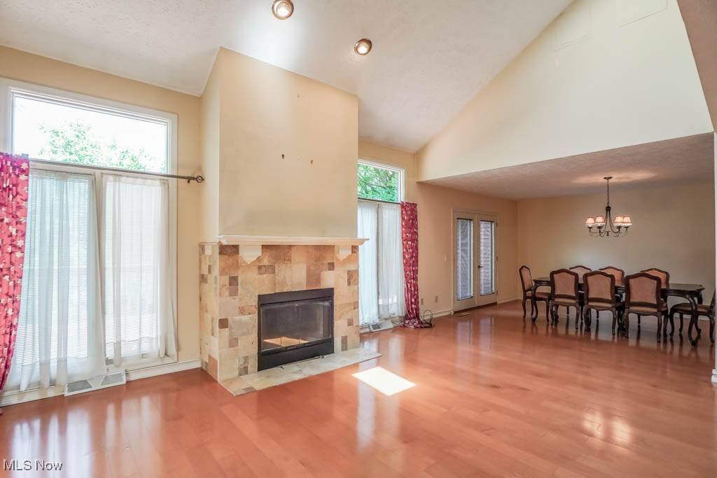North Canton, OH 44720,4931 Searls DR NW