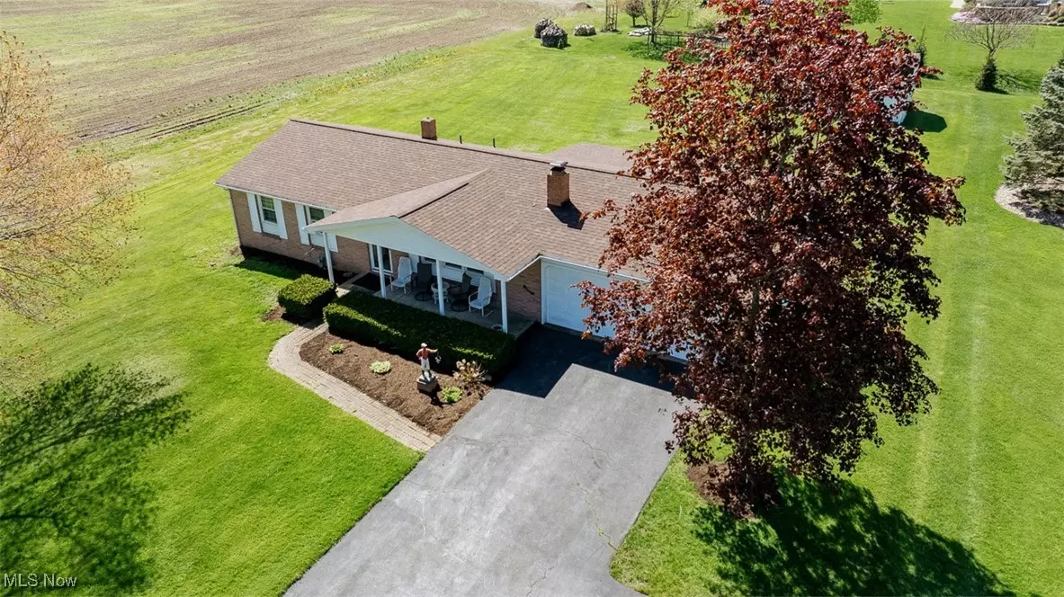 Salem, OH 44460,1103 E Pine Lake RD