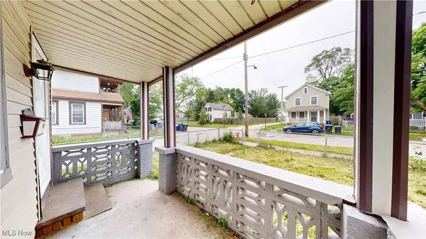 Cleveland, OH 44102,7600 Lawn AVE
