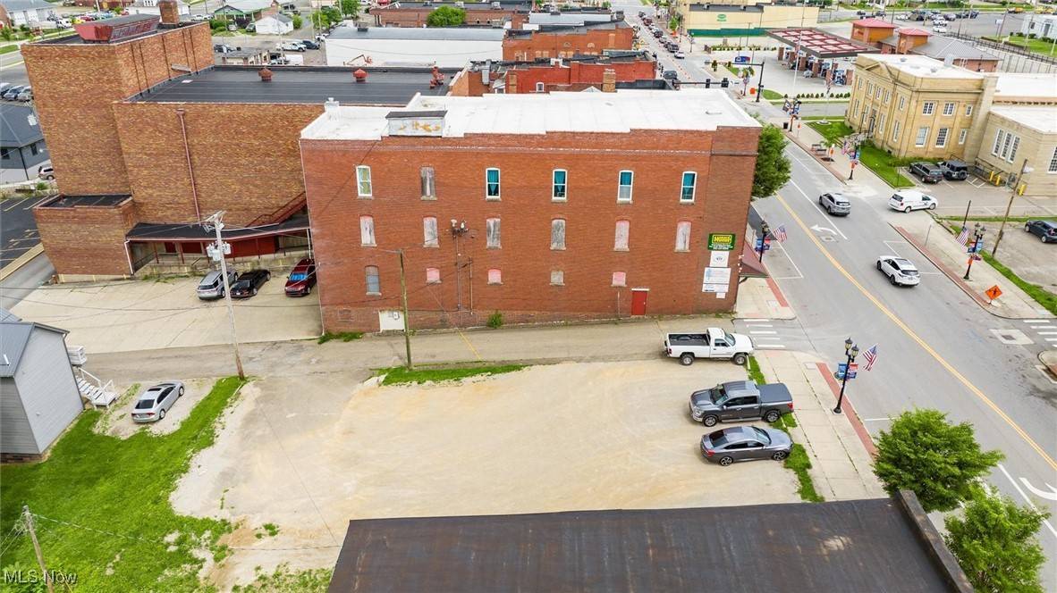 Cambridge, OH 43725,927 Wheeling AVE