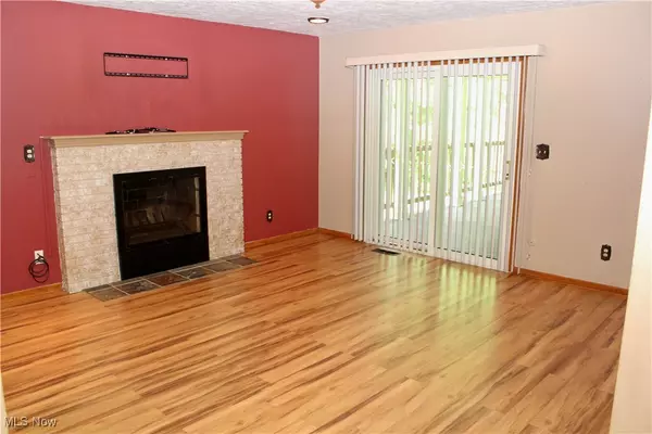 Warren, OH 44484,3845 Hightree AVE SE