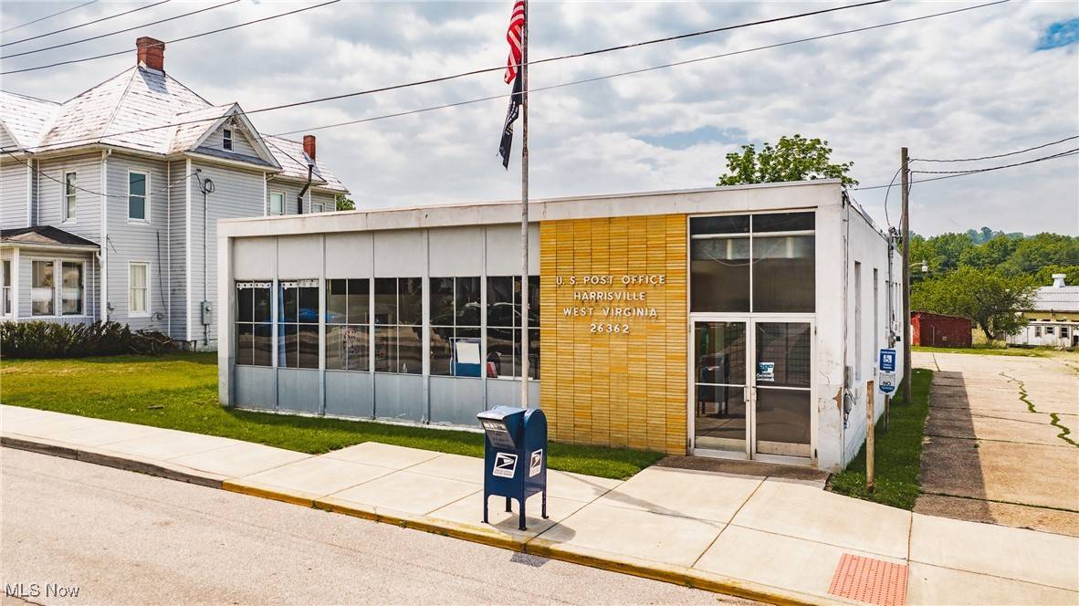602 E South ST, Harrisville, WV 26362
