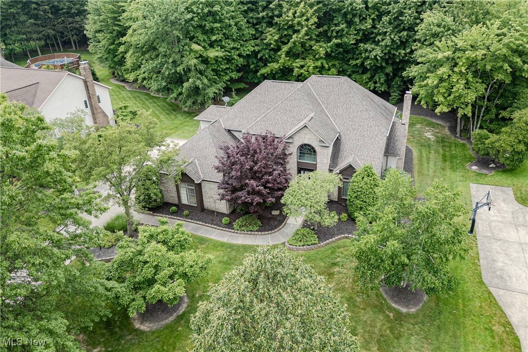 Willoughby Hills, OH 44094,2950 Lamplight LN