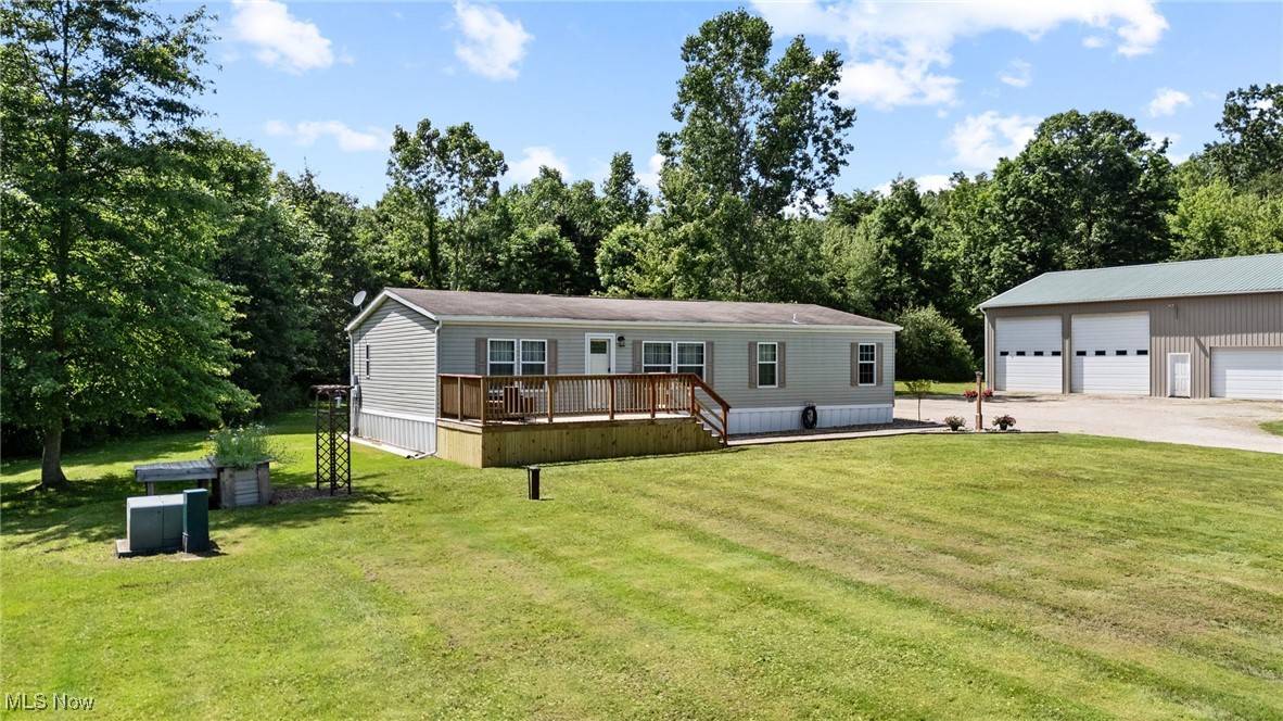 1467 Notman RD, Deerfield, OH 44411
