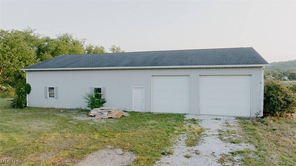 Sherrodsville, OH 44675,3394 Camille RD SW