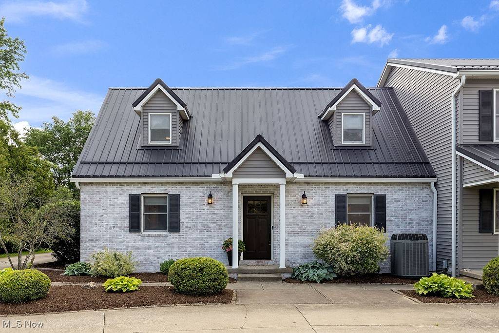 2753 Country Meadows DR #Unit A, Shelby, OH 44875