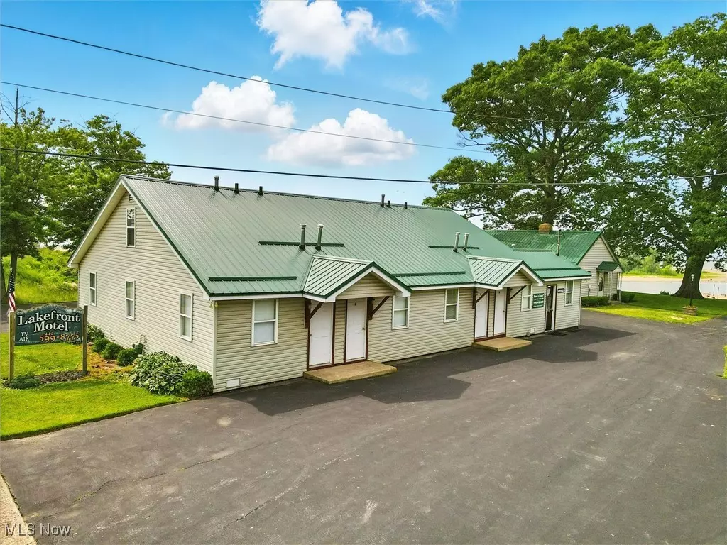 Conneaut, OH 44030,298 Park AVE