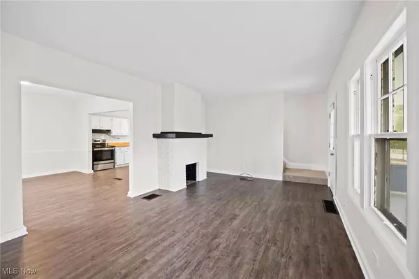 Garfield Heights, OH 44125,9604 Park Heights AVE