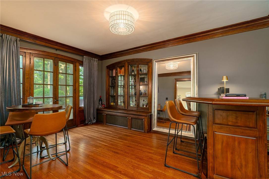 Shaker Heights, OH 44122,17805 Van Aken BLVD