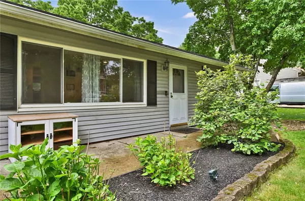 Middleburg Heights, OH 44130,6860 Fry RD