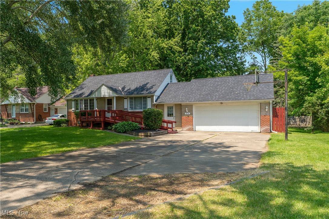 Warren, OH 44483,374 Glendola AVE NW