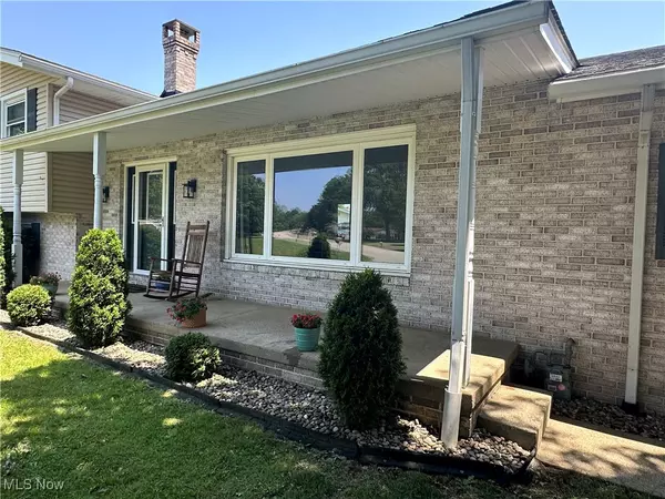 Canton, OH 44721,3005 Chaucer DR NE
