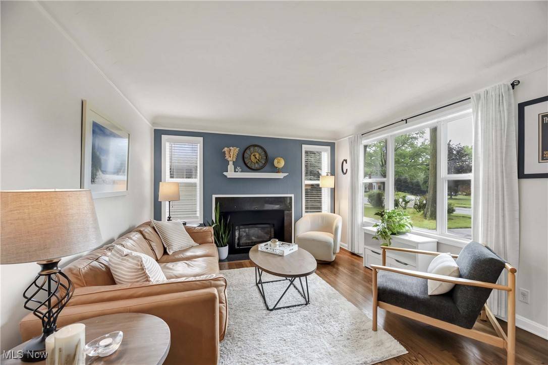 Bay Village, OH 44140,24529 Bruce RD