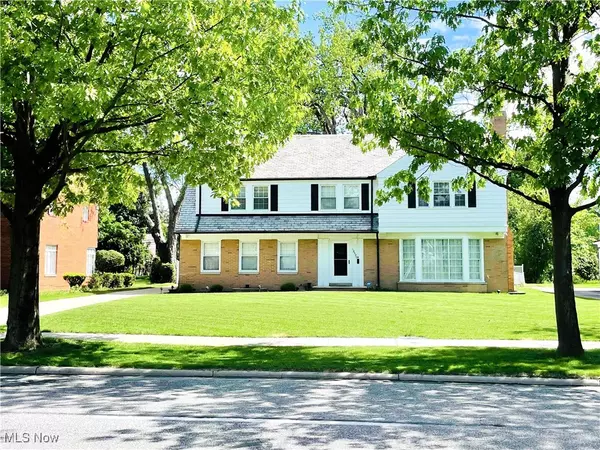 18520 Van Aken BLVD, Shaker Heights, OH 44122