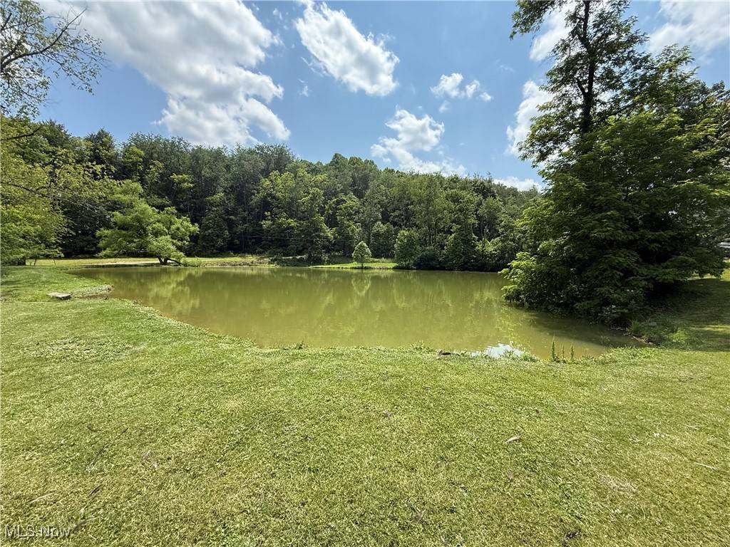 New Cumberland, WV 26047,51 Buckeye DR