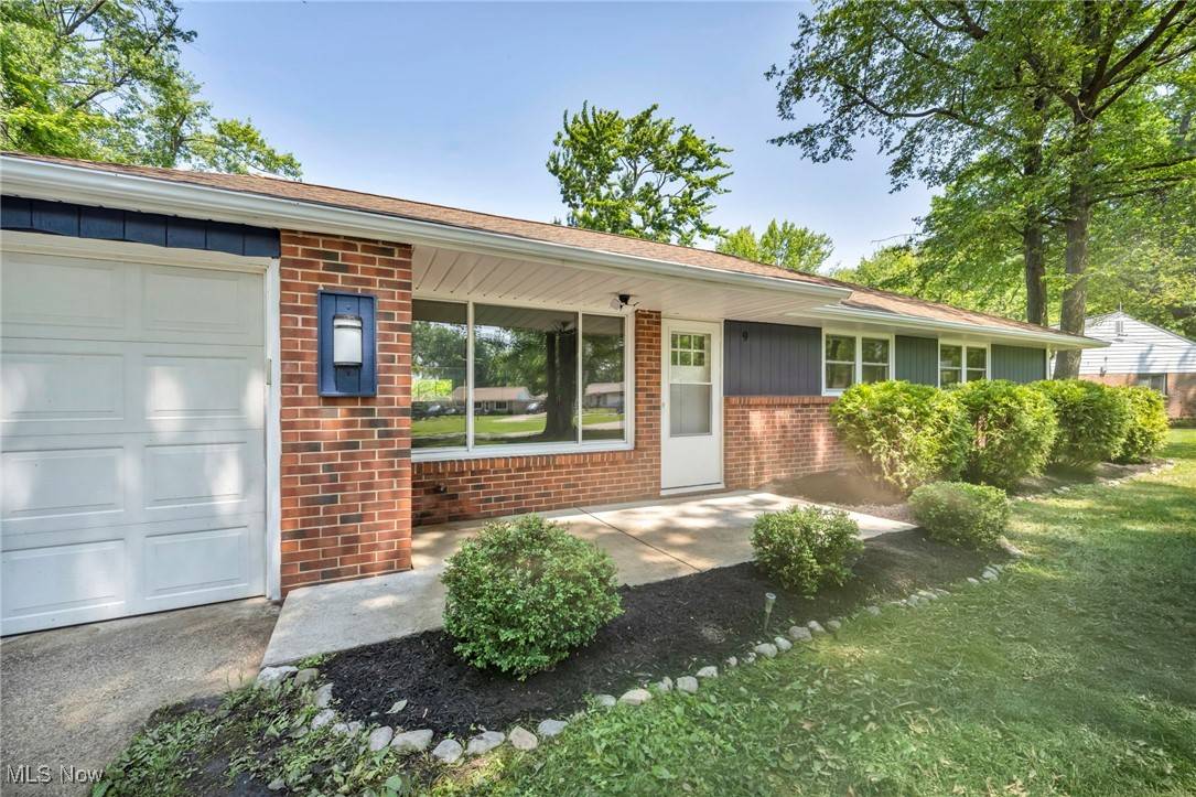 Timberlake, OH 44095,9 Nokomis DR