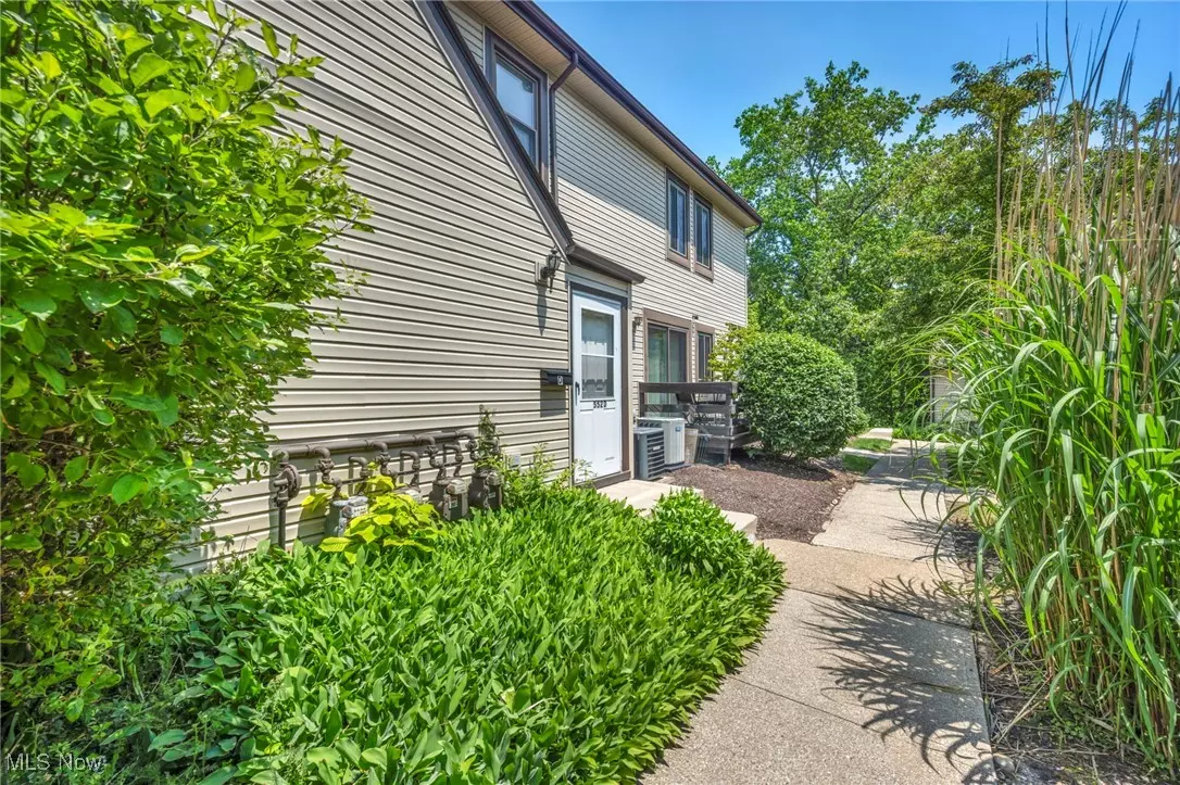 Bedford, OH 44146,552 turney rd #a