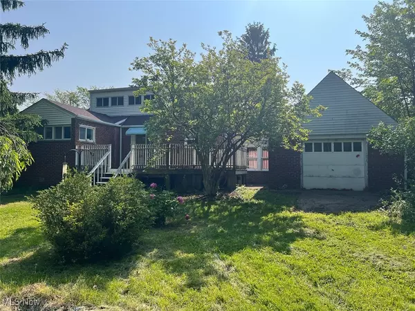 Richmond Heights, OH 44143,164 Richmond RD