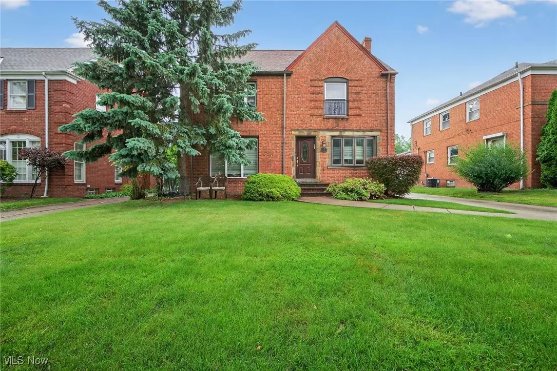 Cleveland Heights, OH 44118,3537 Shannon RD