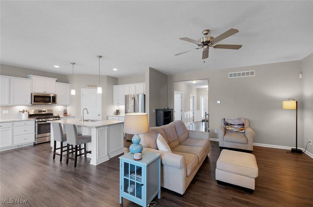 Strongsville, OH 44136,13861 Woodhawk DR