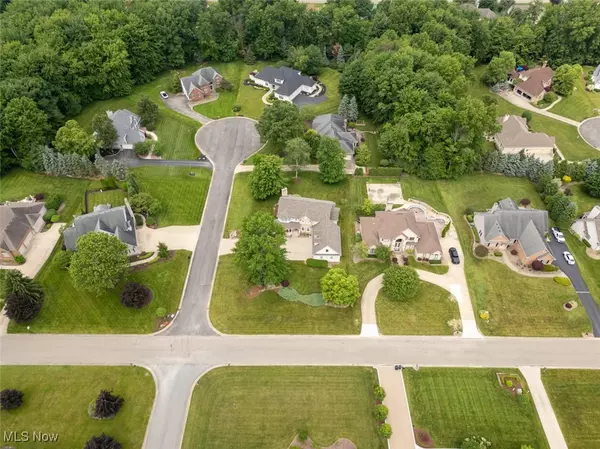 Warren, OH 44484,1015 Cambridge CT NE