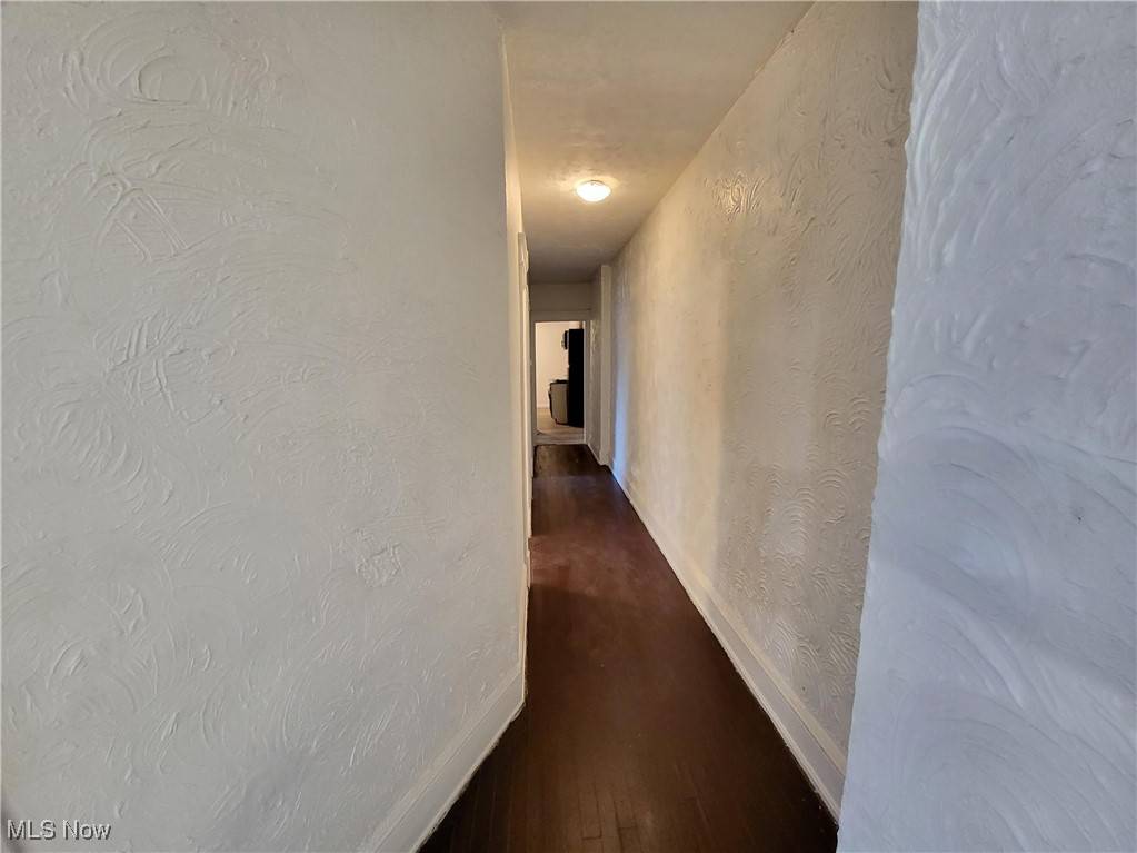 East Cleveland, OH 44112,1825 Lakeview AVE